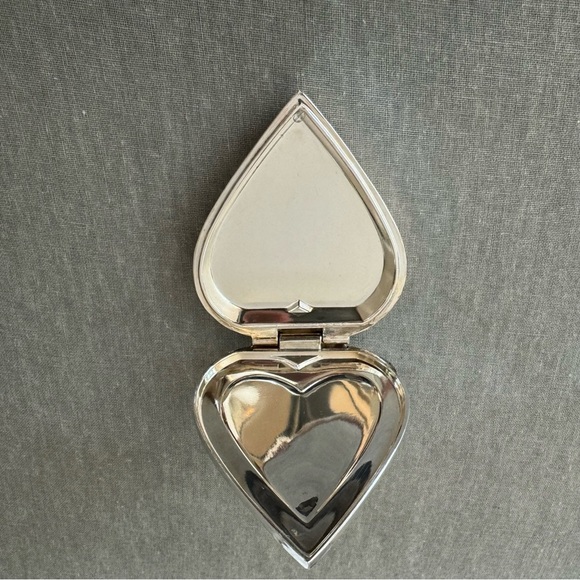 REED & BARTON Vintage Silverplate Trinket Heart Box Engraved “HSJ” or “HJS” - Picture 3 of 14